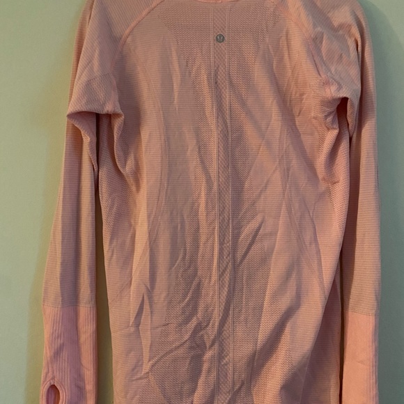 Lululemon pink long sleeve top swiftly tech - Picture 3 of 4